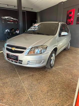 CHEVROLET CELTA 1.0 MPFI ADVANTAGE 8V FLEX 4P MANUAL CHEVROLET CELTA 1.0 MPFI ADVANTAGE 8V FLEX 4P MANUAL